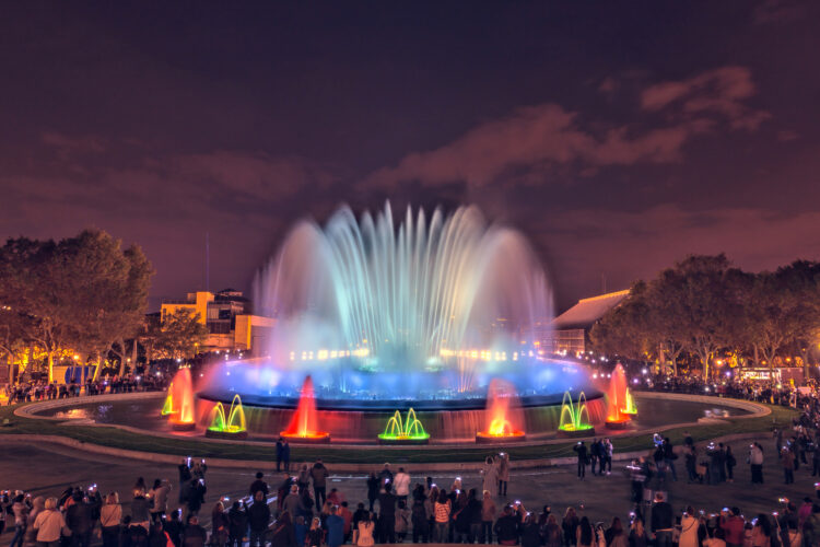 Outdoor Lighting Trends: What’s Hot in Garden and Fountain Illumination?